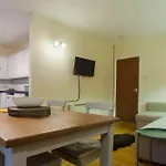 Cosy 2 Bedroom Apartment In Heart Of The City