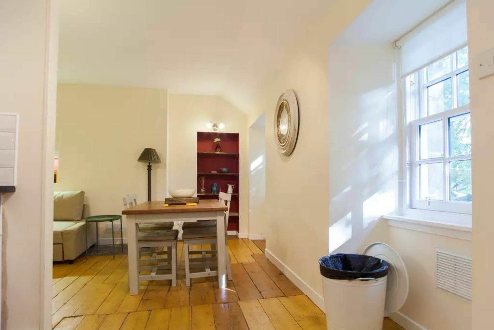 Cosy 2 Bedroom In Heart Of The Apartment *