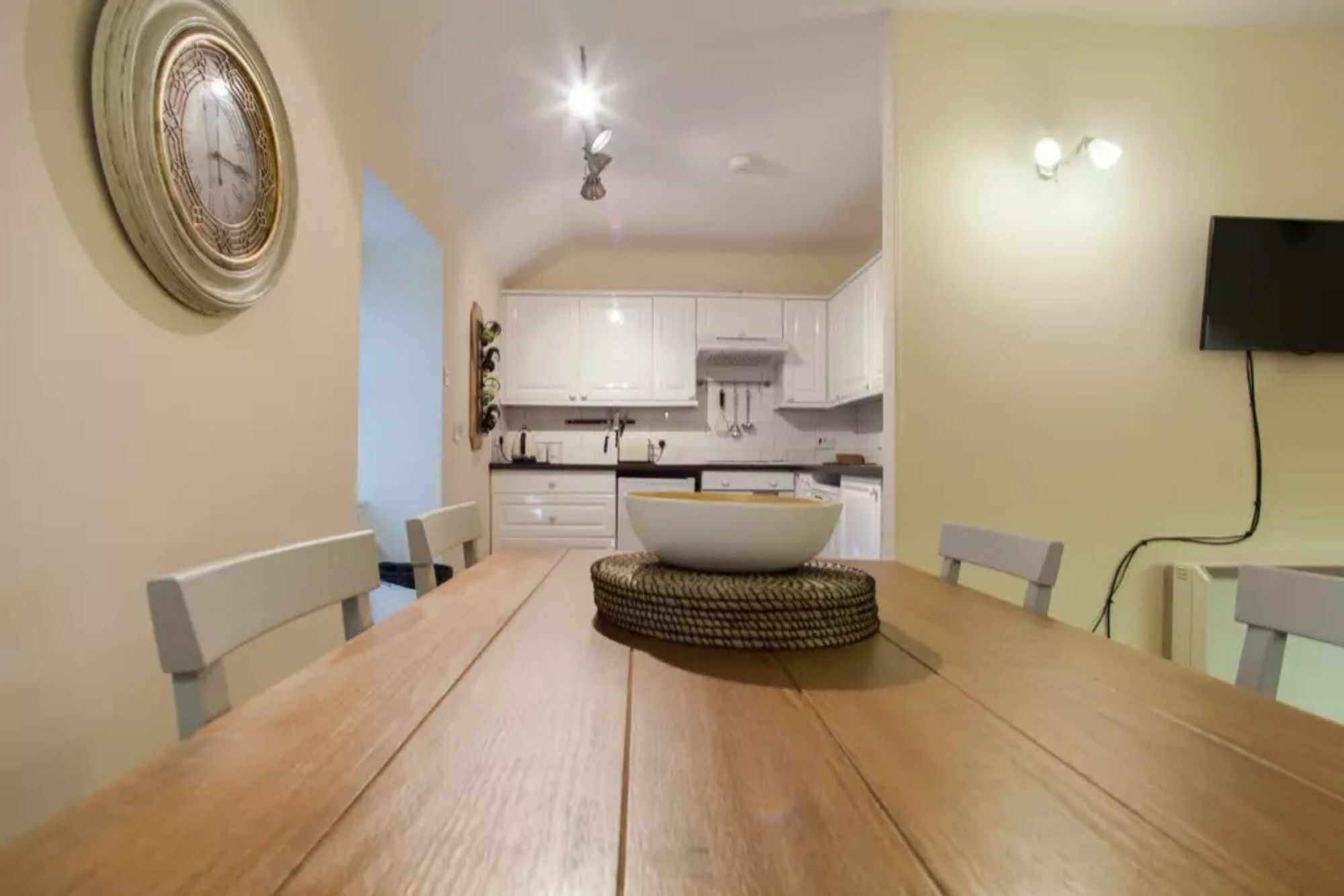 Apartment Cosy 2 Bedroom In Heart Of The